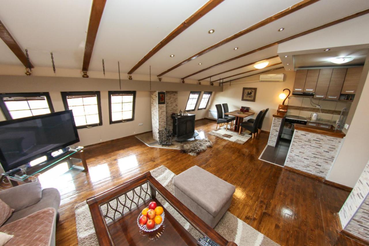 Apartments Cyrano 1&2 ซาราเยโว ภายนอก รูปภาพ