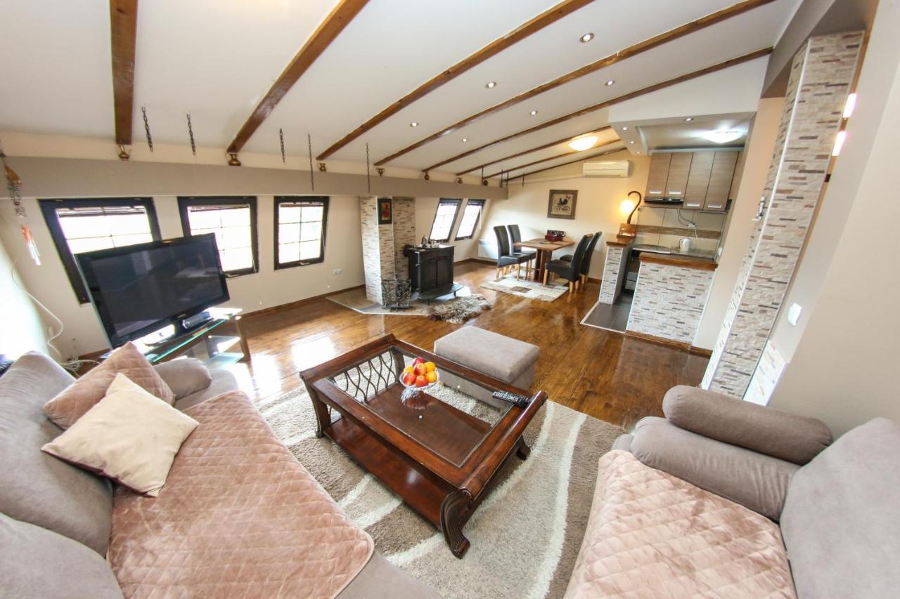 Apartments Cyrano 1&2 ซาราเยโว ภายนอก รูปภาพ