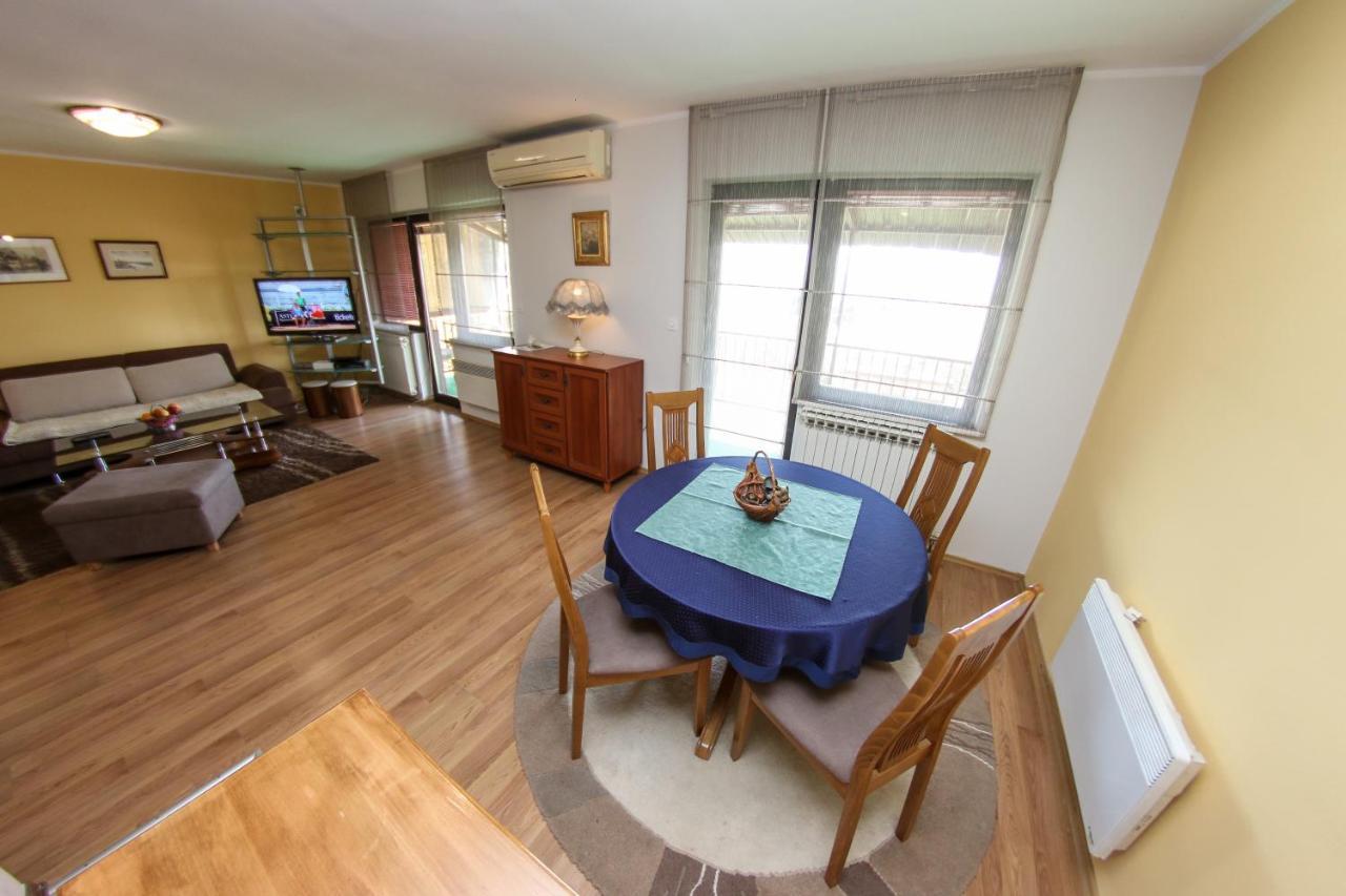 Apartments Cyrano 1&2 ซาราเยโว ภายนอก รูปภาพ